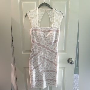 Nightway Formal Ivory Lace and Blush Dress sz 2